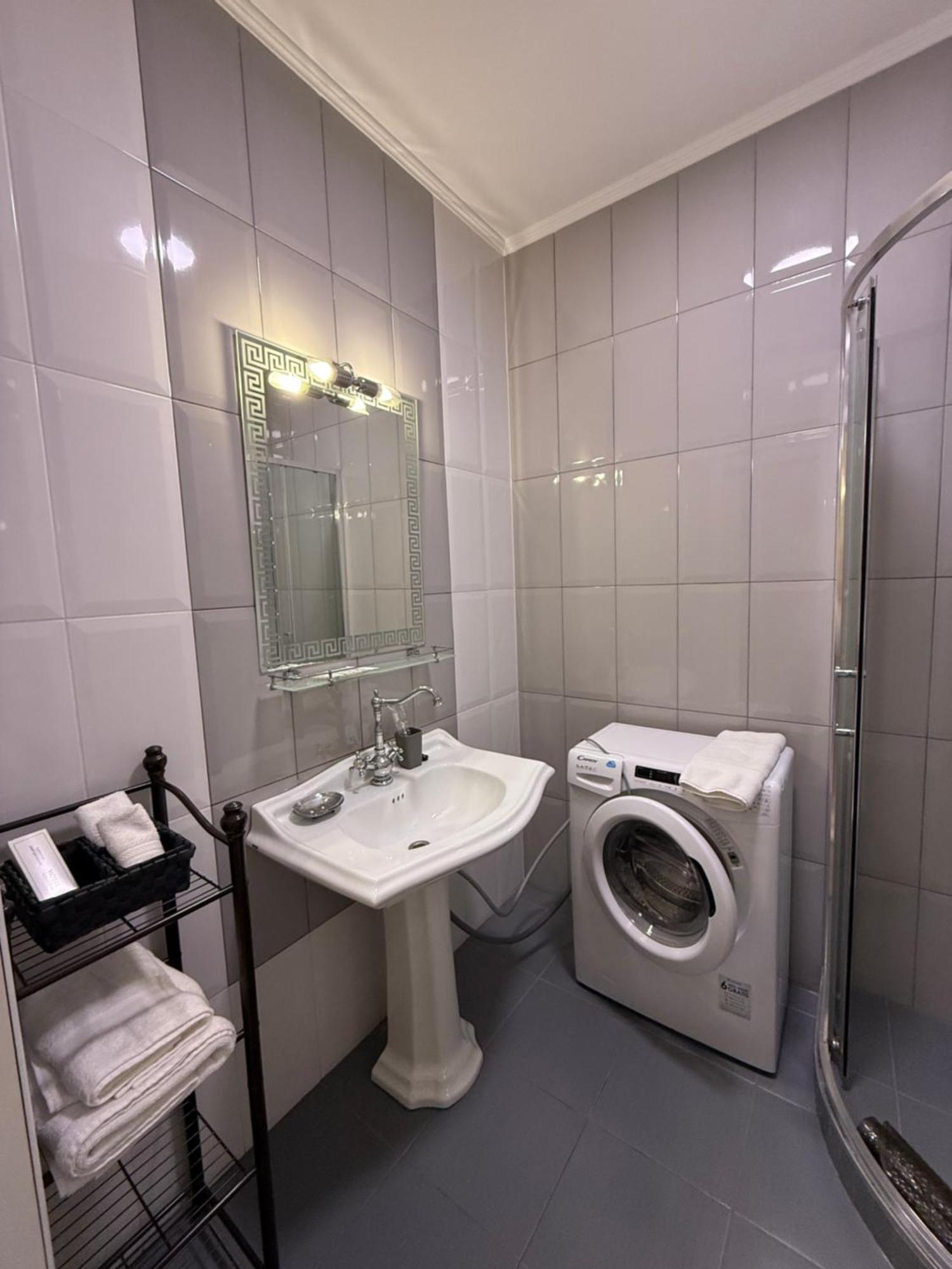 Gagarin Plaza Apartments Odessa Zewnętrze zdjęcie