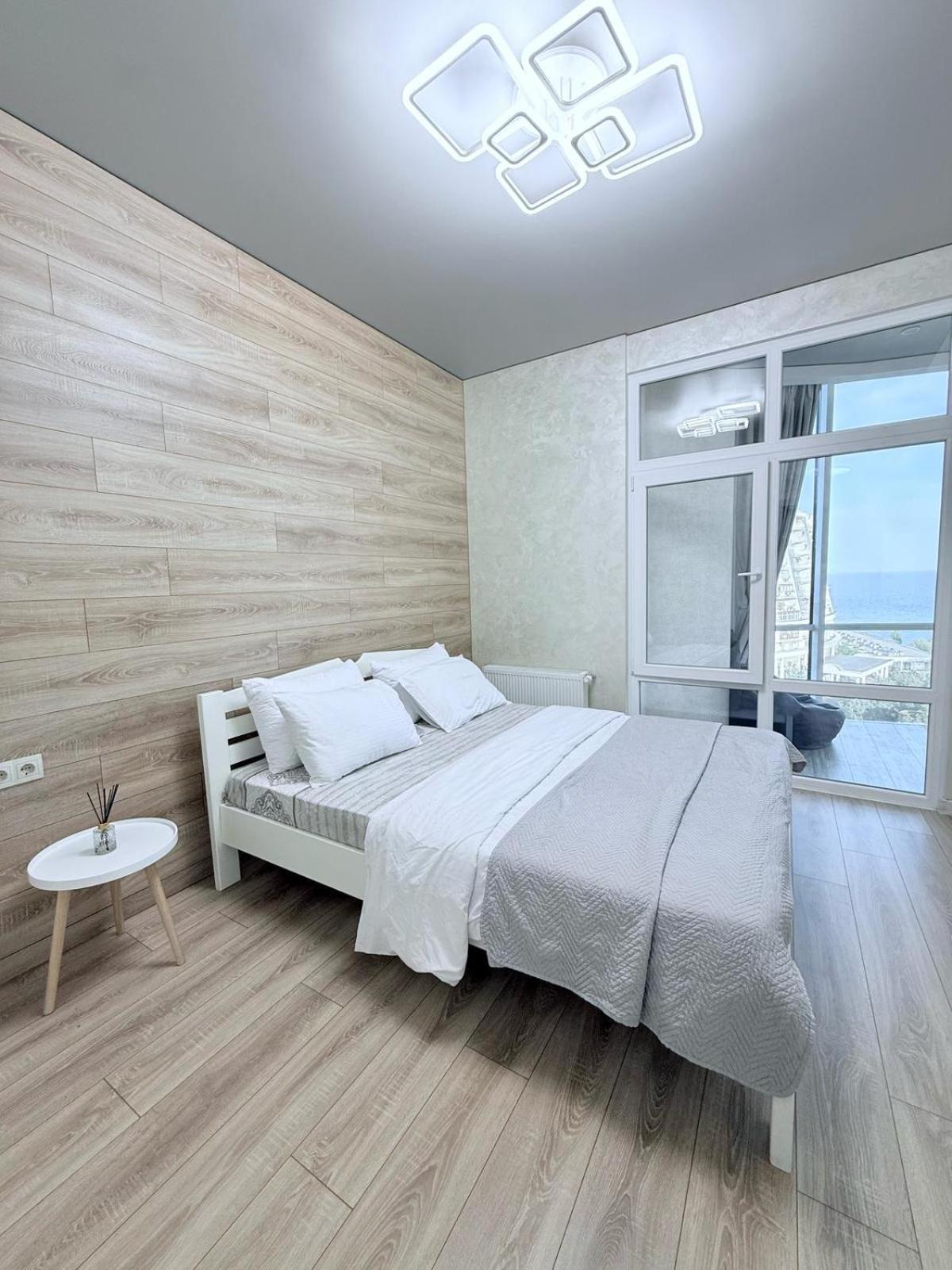 Gagarin Plaza Apartments Odessa Zewnętrze zdjęcie