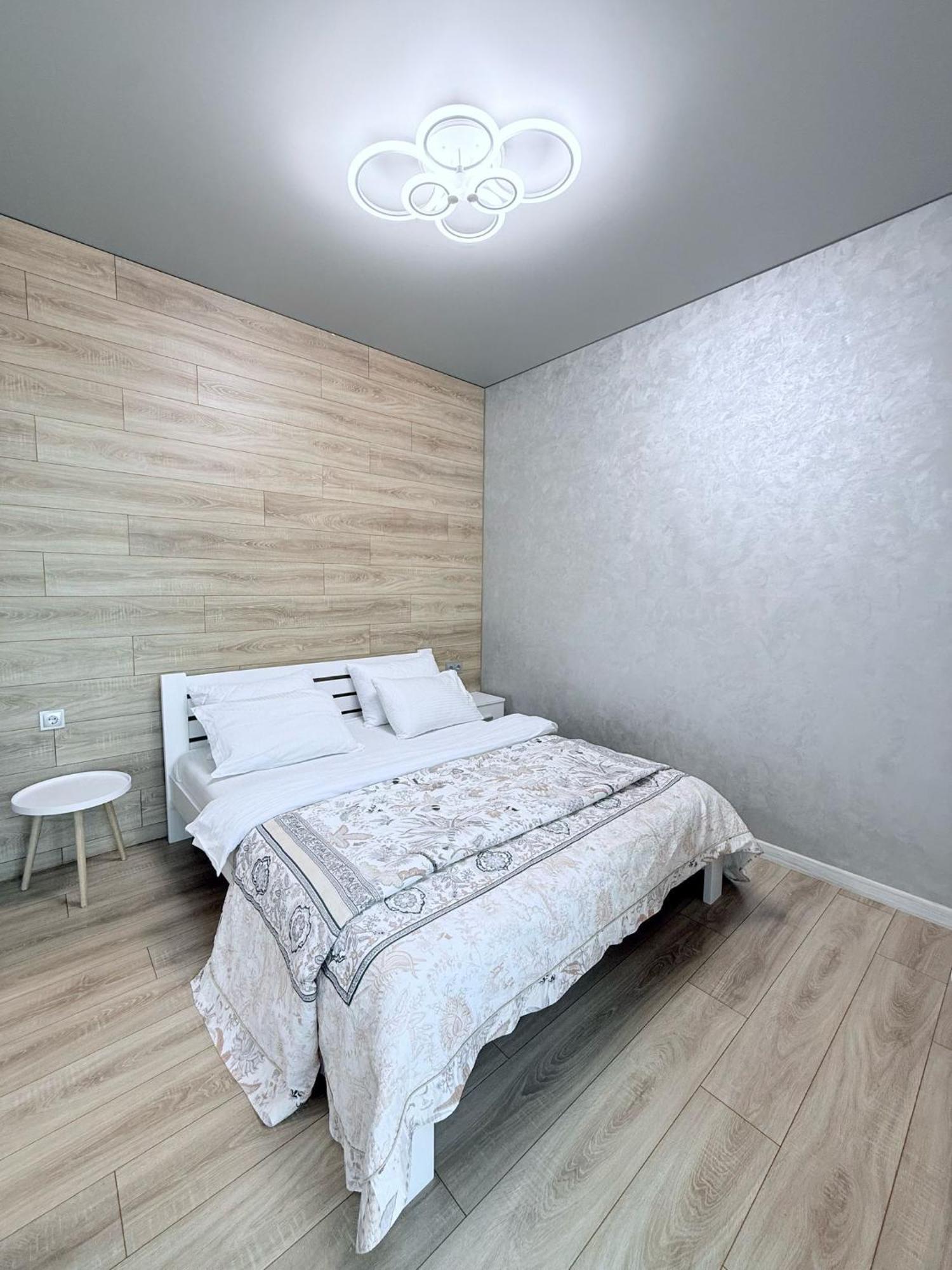 Gagarin Plaza Apartments Odessa Zewnętrze zdjęcie
