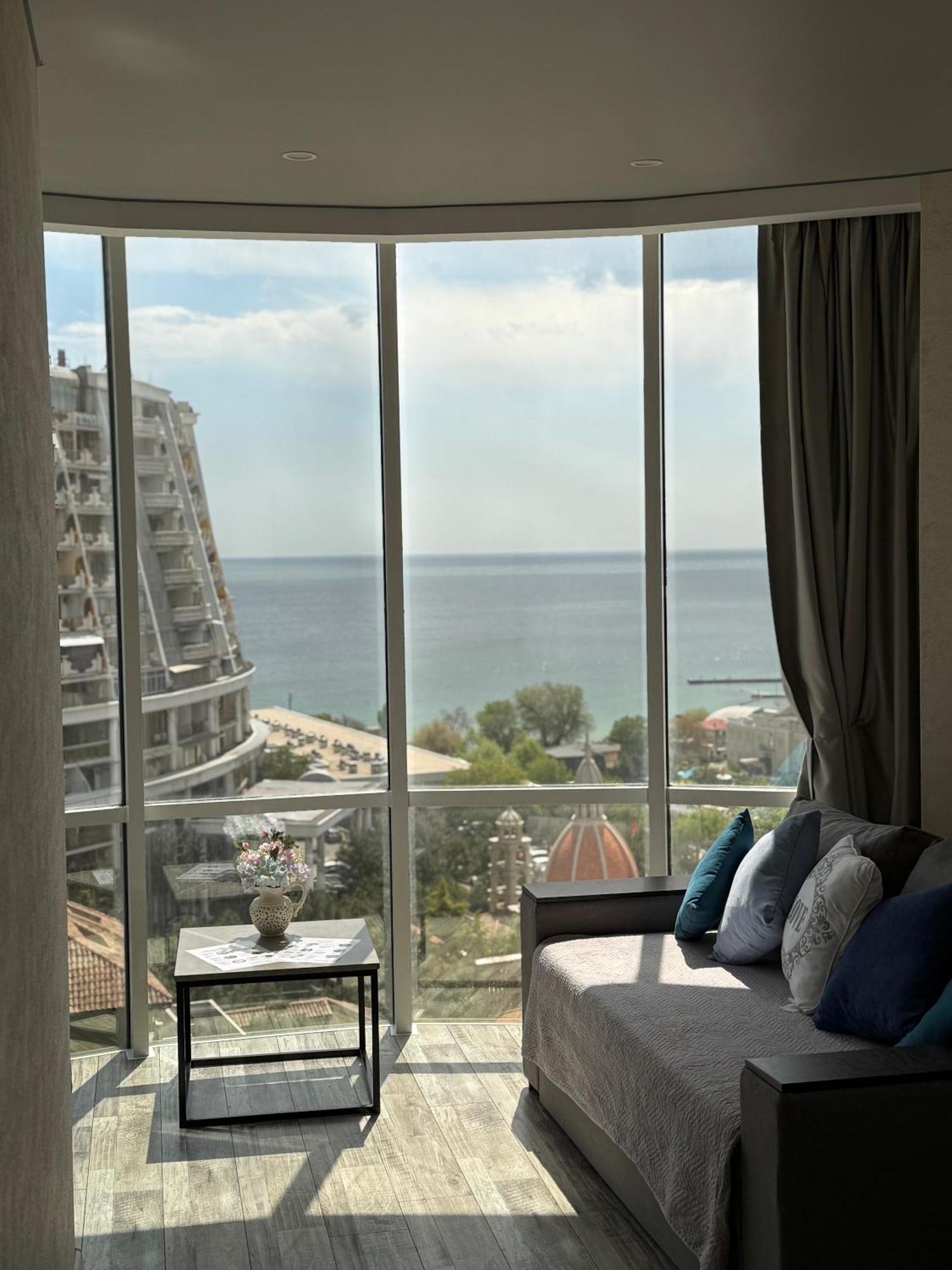 Gagarin Plaza Apartments Odessa Zewnętrze zdjęcie