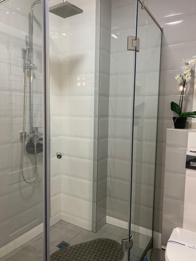 Gagarin Plaza Apartments Odessa Zewnętrze zdjęcie